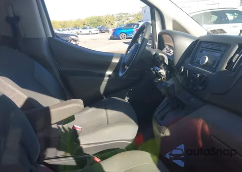 2017 Nissan Nv200 Sv from USA, damaged, VIN 3N6CM0KN3HK710344